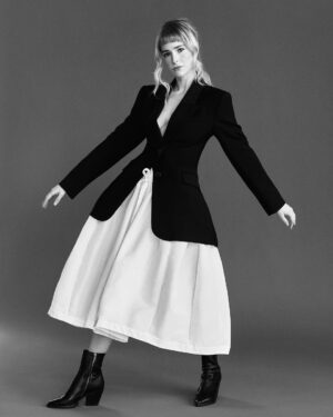 Ashleigh Cummings Instagram - Dreamy days pretending to be the subject for @wwd 🖤🖤🖤

With the following loves..
Plastic free photos: @emilysandiferphoto 
Vintage styling: @lucywarrenstyle 
Eco makeup: @jennaantonmakeup
Sustainable hairs: @marcmena
Organic laugh: @theledecompany
And of course, cage-free words: @leighnordstrom 

Link in bio to find out how I illegally got into acting 👌