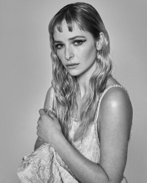 Ashleigh Cummings Instagram - Thanks for the @citadelonprime chat, @jabeenwaheed @glamouruk 💗🖤

..and for a gloriously green shoot with the endlessly talented @emilysandiferphoto feat. second hand clothes and a planet lovin’ glam crew 😍💚

Photography: Emily Sandifer / @emilysandiferphoto 

Hair: Marc Mena / @marcmena 

Makeup: Jenna Anton / @jennaantonmakeup 

Styling: Lucy Warren / @lucywarrenstyle 

 

Glamour UK / @glamouruk 

Writer: Jabeen Waheed / @jabeenwaheed

Link in bio.