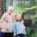 Ashleigh Cummings Instagram - Merry birthday time, nanny! Everybody tell me a story or something you learned from your nan! 😍🌷💙 Botanic Gardens of Sydney