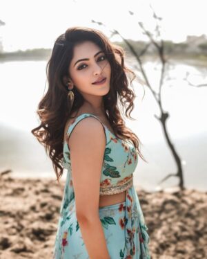 Athulya Ravi Instagram - Entering into 2024 with all love , happiness and god’s blessings ! This year gonna be the massive for all of us and our families and friends !! Happy new year to all my sweethearts ❤️ #happynewyear2024 #newyear #godspower #nature #love #happiness #focus #success #health #gratefulfor2023 #blessings ! 
👗 @mahimamahajanofficial 
@manogna_gollapudi 
@screamstudiosbyharsha 
@arupre_makeup_artist