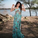Athulya Ravi Instagram – Entering into 2024 with all love , happiness and god’s blessings ! This year gonna be the massive for all of us and our families and friends !! Happy new year to all my sweethearts ❤️ #happynewyear2024 #newyear #godspower #nature #love #happiness #focus #success #health #gratefulfor2023 #blessings ! 
👗 @mahimamahajanofficial 
@manogna_gollapudi 
@screamstudiosbyharsha 
@arupre_makeup_artist