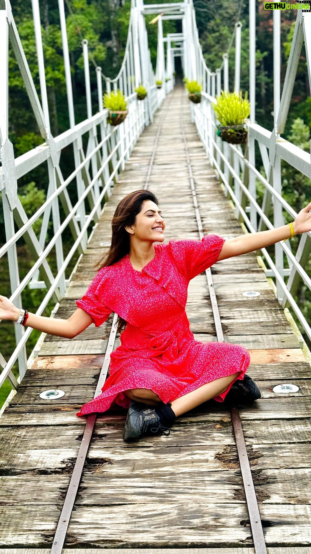 Athulya Ravi Instagram - Spending time in nature is healing energy π±π΄ #natureisgod #natureisbeautiful #natureislife #natureisart !! β¦β¦β¦β¦β¦. Had a beautiful experience with @wildplanetresort π Thanks for suggesting this place and making this amazing trip happened @tripstoluxury β€οΈ