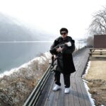 Atta Halilintar Instagram - adek jgn sedih papa sama kaka km terus.. percayalah sayang nya papa tetap sama.. Alhamdulillah Liburan pertama adek azura walau dia lebih banyak di villa or hotel.. smg jadi charge energi kembali bekerja di negri tercinta! ;)