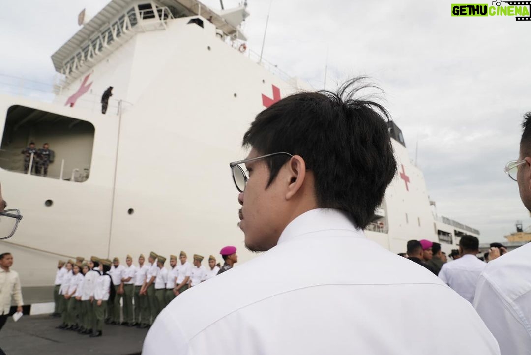 Atta Halilintar Instagram - 236 Ton bantuan Kemanusiaan Indonesia Untuk P4L3ST1NA ๐ฉถ Terima Kasih bpk Presiden, Bpk Menhan, Angkatan Laut. Terima Kasih selurah Rakyat Indonesia yang sudah bikin gerakan Donasi dan sudah berdonasi ๐ฎ๐ฉ ๐ค #FreePalestine #PrayForGaza