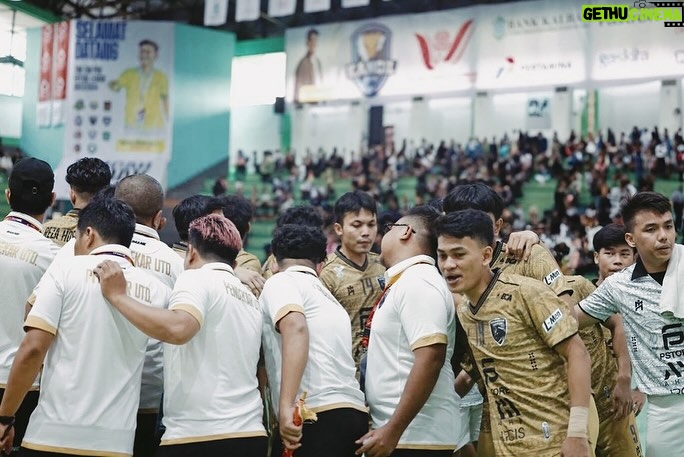 Atta Halilintar Instagram - Minggu berkah +6 dari pangsuma. Alhamdulillah. "Evaluasi itu perih, Tapi harus untuk Lebih Baik" Evaluasi terus @pendekarunited 🤍 Terima kasih pangsuma terbaik 🫶