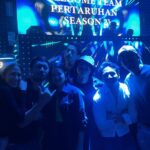 Aulia Sarah Instagram - i dedicated these pictures for y’all.. keluarga besar @pertaruhantheseries @screenplayfilms_id @vidiooriginals #pertaruhantheseries2 💛✨ SPECIAL THANKS to mas @sidharta_tata & mas @fajarmarsan yang sudah menciptakan karakter Kumala dan mempercayakannya ke aku, and BIG THANKS buat semua ensemble casts + all crew yang sudah membantuku untuk menghidupkan karakter Kumala (sorry banget ga bisa di tag satu-satu namanya, kepenuhan euy). terima kasih untuk semua energi baik yang sudah kalian berikan, aku bersyukur bisa kenal & punya pengalaman ini bareng kalian semua 🤗 and last but not least.. terima kasih banyak buat semua temen-temen yang udah nonton, yang telah setia menanti+mencintai+menikmati+menghargai+mengapresiasi karya kami. apalah kami tanpa kalian, aku berterima kasih sekali lagi. SEE YOU AGAIN 🌻💫