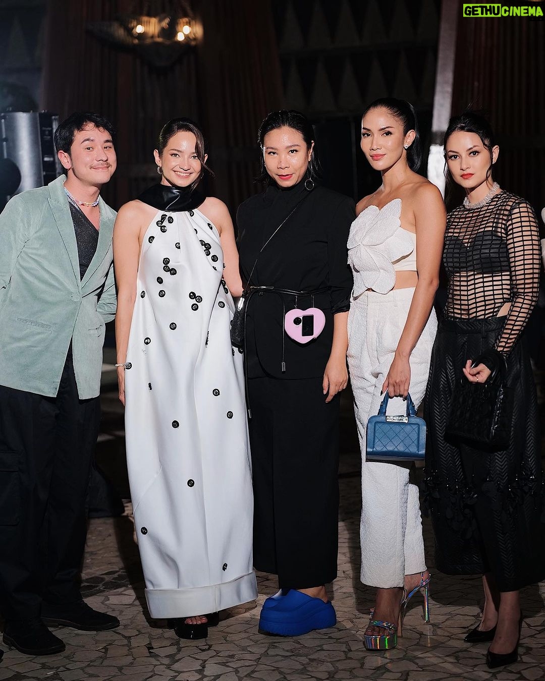 Aulia Sarah Instagram - Bazaar Icons Charity Gala 2023 πΌπ€β¨ thank you for having me @bazaarindonesia #BazaarIndonesiaICONSCharityGala #BazaarIconsParty wearing @renzilazuardi make up @dinar.situmorang hairdo @ade_ragil_hairdo photo @abdullah_fariz @ramaloren