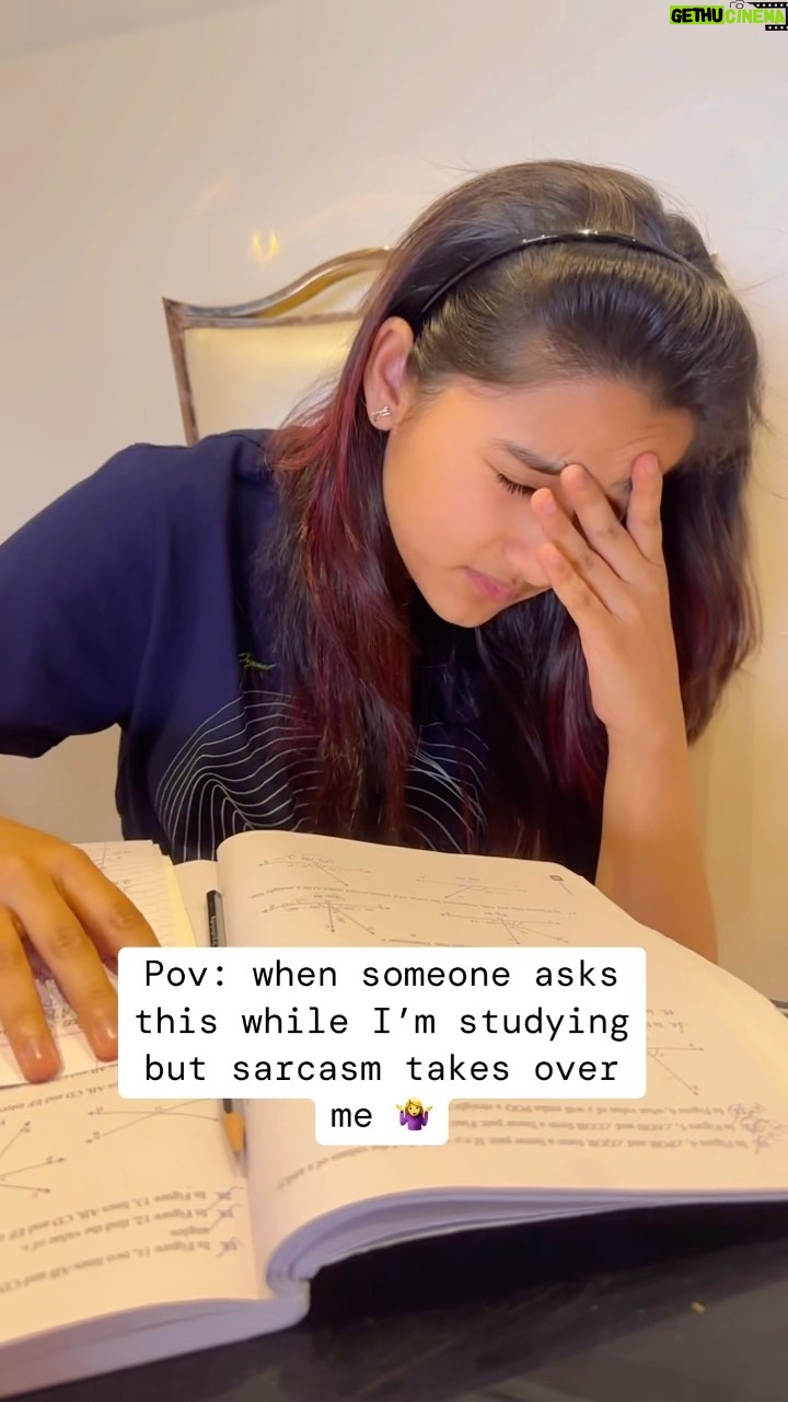 Aurra Bhatnagar Badoni Instagram - But sarcasm goes away when mom asks the same question 🙂🥲 Aur ab toh upar se exam bhi aa rhe hai 🥲🥲