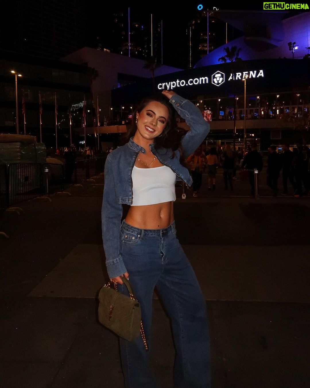 Ava Allan Instagram - Lakers made it look too easy last night 💜🏀💛 Crypto.com Arena