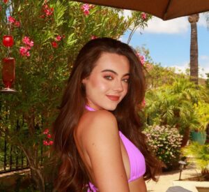 Ava Allan Instagram - Sun’s finally out in LA 🤭