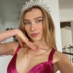 Ava August Instagram - She tastes like a box of candy 🍬👑
