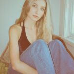 Ava August Instagram - 🌻🌻🌻 Laurel Canyon, Los Angeles