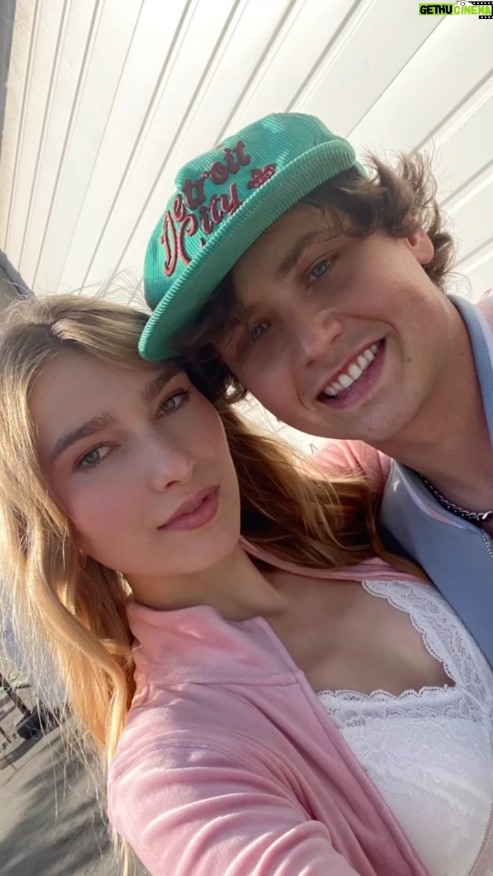 Ava August Instagram - BTS Part 2 of filming the Beauty Queen Official Video π I wanted to portray two different characters in high school that I think many people can relate to. Thank you for all the love on the video π«Άπ»