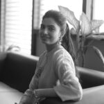Avani Modi Instagram - I call it the black magic 🖤🤍