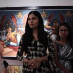 Avani Modi Instagram - Only an artist can understand the hard work, dedication, pain and efforts it takes to create such magnificent work. My best wishes to all the artist who participated in the exhibition. May you all concur the world with your skills. Thank you @smrutisirsat for having me there to cut was the magic of the art. @tajmahalmumbai @preetamsingh_07