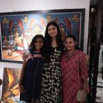 Avani Modi Instagram - Only an artist can understand the hard work, dedication, pain and efforts it takes to create such magnificent work. My best wishes to all the artist who participated in the exhibition. May you all concur the world with your skills. Thank you @smrutisirsat for having me there to cut was the magic of the art. @tajmahalmumbai @preetamsingh_07