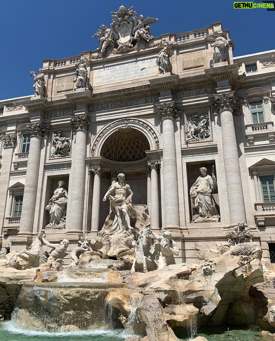 Avi Lake - 2.9K Likes - Rome!! Wow!! 🤩🤍 #rome #romeitaly