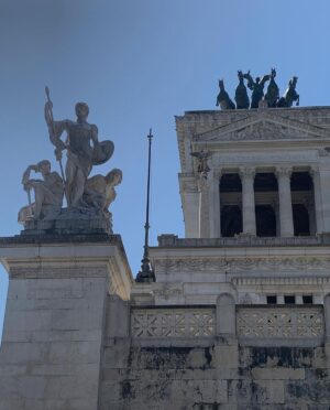 Avi Lake Instagram - Rome!! Wow!! 🤩🤍 #rome #romeitaly