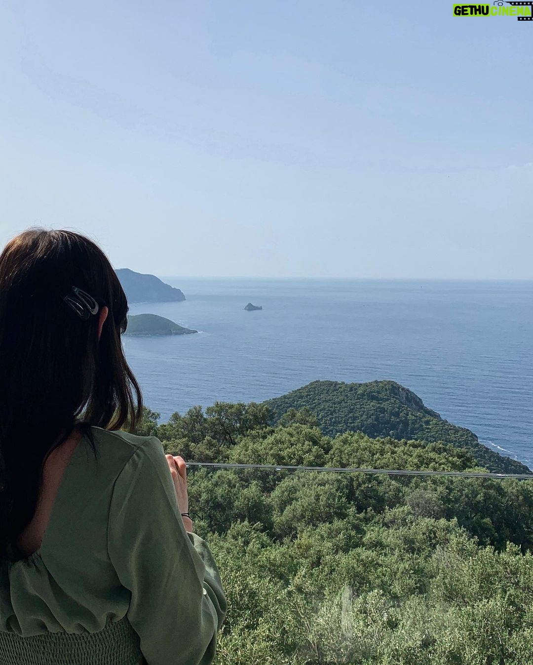 Avi Lake Instagram - Corfu, Greece!! 🇬🇷🤩 #corfugreece Corfu Greece