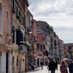 Avi Lake Instagram – Venice pt. 1! What a dream!! :)🤍 #venice #italy Venice, Italy