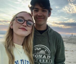 Avi Lake Instagram - San Diego vacay with @chriscarp_official !!💕🌴☀️ #sandiego #vacay