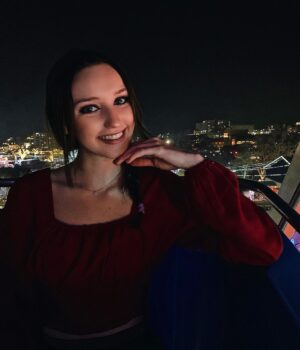 Avi Lake Instagram - 🎡☃️❣️