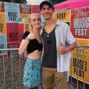 Avi Lake Instagram - A little late to posting but I had such a fun time at #ACL day 1 last weekend!! :)🦋🖤 #aclfestival #austincitylimits