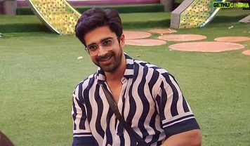 Avinash Sachdev Instagram - There’s no way to Happiness - Hapiness is the way to everything . Look at our #Herono1 paving his path through all that comes his way with that big smile ! 😎❤️ Outfit : @powerlookofficial #AvinashSachdev #AvinashVijaySachdev #AVS #Sachkadev #Avinashinbiggboss #Avinashinbbott #Biggbossott #Avinashkipaltan #lionofthejungle