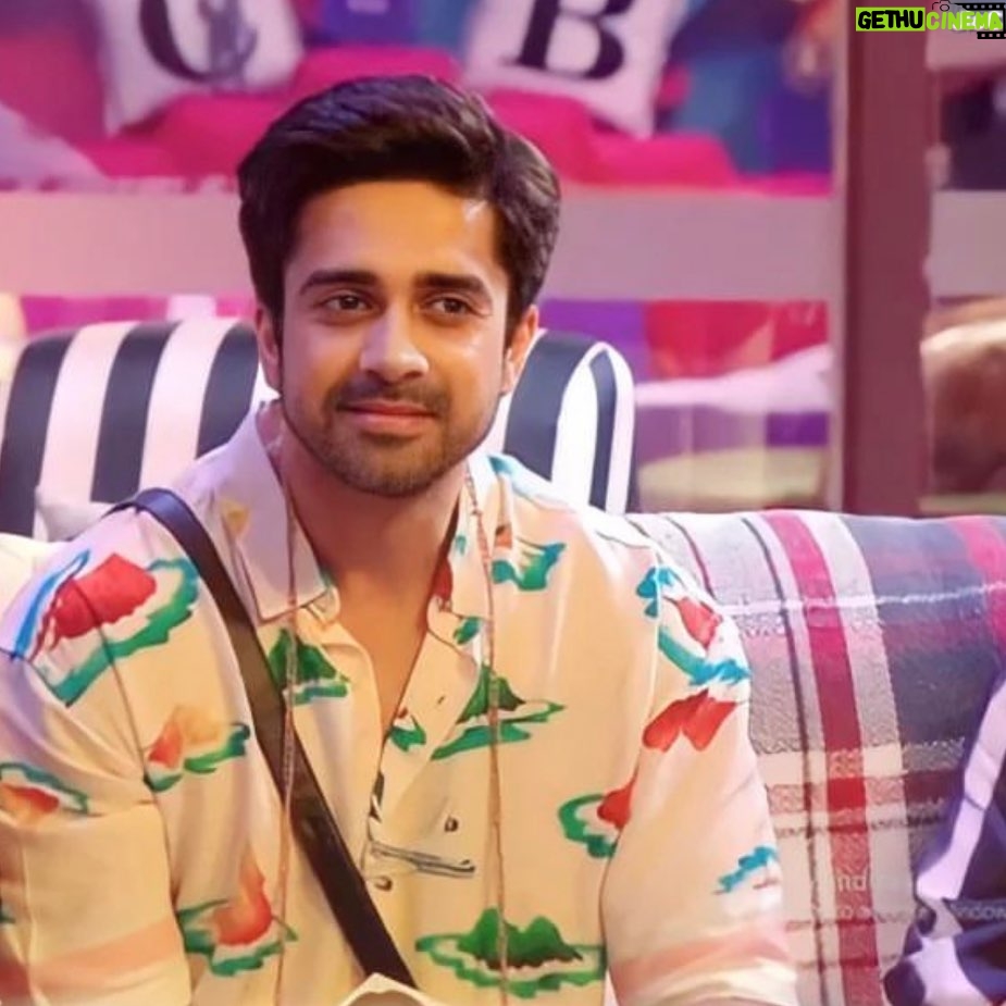 Avinash Sachdev Instagram - With his smile as his armor, he can conquer all obstacles with grace. 😌❤️ Don’t forget to watch him live and vote for him only on @officialjiocinema #AvinashSachdev #AvinashVijaySachdev #AVS #Sachkadev #Avinashinbiggboss #Avinashinbbott #Biggbossott #Avinashkipaltan #lionofthejungle