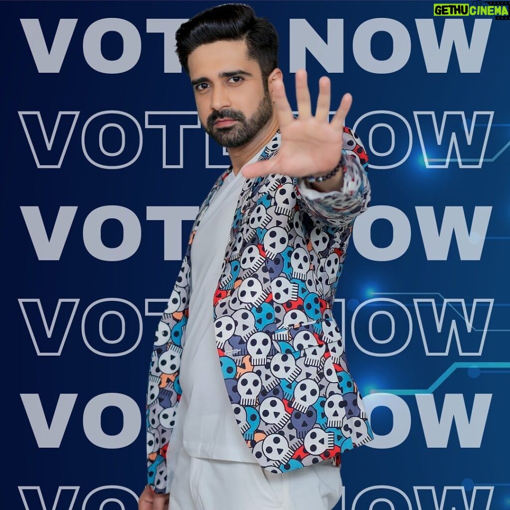 Avinash Sachdev Instagram - You’ll have showered him with so much love our hero needs a little more of it now ! Head to the @officialjiocinema app and vote for our #HeroNo1 ❤️😇 Link in bio ! Edit by : @ashmaneditors Styled by : @akansha.27 @tiara_gal #AvinashSachdev #AvinashVijaySachdev #AVS #Sachkadev #Avinashinbiggboss #Avinashinbbott #Biggbossott #Avinashkipaltan #lionofthejungle