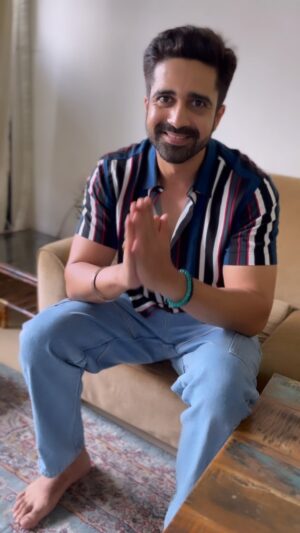 Avinash Sachdev Instagram - Aap sabhi inhe karte aaye hai bahut pyaar over the years , ab humare #Herono1 ko Zarurat hai thode aur pyaar ki . So head to the @officialjiocinema and vote for our boy 😇❤️

#AvinashSachdev #AvinashVijaySachdev #AVS #Sachkadev #Avinashinbiggboss #Avinashinbbott #Biggbossott #Avinashkipaltan #lionofthejungle