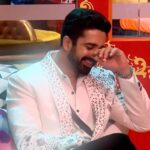 Avinash Sachdev Instagram - Indeed the one who’s the calming factor in a storm. 😇 In a strange house full of strange people , our boy here is the only one who strives to bring in the much needed stability in the best way possible . Keep going our #HeroNo1 🤩❤️ Edit by : @ashmaneditors #AvinashSachdev #AvinashVijaySachdev #AVS #Sachkadev #Avinashinbiggboss #Avinashinbbott #Biggbossott #Avinashkipaltan #lionofthejungle Mumbai, Maharashtra