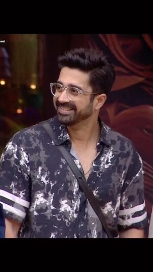 Avinash Sachdev Instagram - Bas Awaaz hi kaafi hai Dahaad ke lie 😎❤️ Indeed the #lionofthejungle ❤️

Edit by : @ashmaneditors 

#AvinashSachdev #AvinashVijaySachdev #AVS #Sachkadev #Avinashinbiggboss #Avinashinbbott #Biggbossott #Avinashkipaltan #lionofthejungle