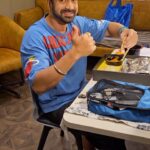 Avinash Sachdev Instagram - Gharme ho rahi hai chicken ko leke fight , par #Biggboss ke ghar janek pehle humare #HeroNo1 ka meal tha an absolute delight 😂❤️ Also if you’ll haven’t yet head to the @officialjiocinema app and vote for our man here 😇 #AvinashSachdev #AvinashVijaySachdev #AVS #Sachkadev #Avinashinbiggboss #Avinashinbbott #Biggbossott #Avinashkipaltan #lionofthejungle