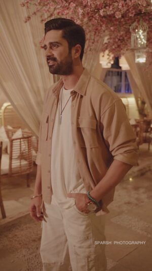 Avinash Sachdev Instagram - Story of the Night.... ❤️
Fabulous work : @sparsh.photography
@frames_by_harshit 🤗

#birthday #birthdaycake #birthdaywishes #harleydavidsoncake #friendsarefamily #friendsforever #cabanamood #lovetheambiance #lovethevibe