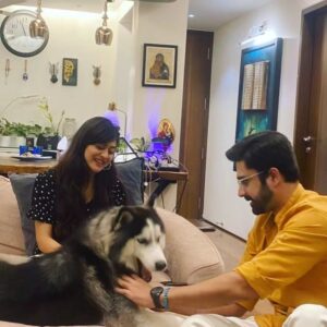 Avinash Sachdev Instagram - The consistent mad bond, results into happy bond! ♥️♥️🤗🤗

#friendsarefamily #truefriends #eliteclan #bbott2 #bond #forever ##avinashvijaysachdev #falaqnaaz #poojabhatt #bebikadhurve #chosenfamily #funtimes