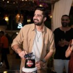 Avinash Sachdev Instagram - Thanks a ton for all the lovely wishes on my best birthday ever. Chatees rocked indeed... 😃🤗❤️ Thank you @zenabakes for my favorite #harleydavidsoncake 😍 📷: @sparsh.photography #bestbirthdayever #harleydavidson #cakedesign #truetrammtrunk #birthdaycelebration #bestfriends #friendsarefamily #lovelyambiance #loveyourself #bestgift