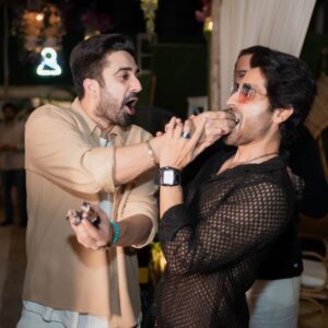 Avinash Sachdev Instagram - Thanks a ton for all the lovely wishes on my best birthday ever. Chatees rocked indeed... 😃🤗❤️
Thank you @zenabakes for my favorite #harleydavidsoncake 😍

📷: @sparsh.photography 
#bestbirthdayever #harleydavidson #cakedesign #truetrammtrunk #birthdaycelebration #bestfriends #friendsarefamily #lovelyambiance #loveyourself #bestgift