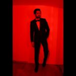 Avinash Sachdev Instagram - Feeling Bond 🖤 Styled by - @purvabansal5 Outfit by - @labelparampara Photography by - @portraitdeewana #avinashvijaysachdev #avs #classic #classispermanent #blacklove