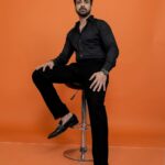 Avinash Sachdev Instagram - Dressed to impress, our #Herono1 in black suit redefine 'swag' ! Ready to steal hearts and the spotlight 🖤🎬 Styled by @tiara_gal @akansha.27 Outfit by @mehboobsons Shoes @warewood_shoemakers Assisted by @whatmanaaadoes Make up and hair @manishmakeupartist #AvinashSachdev #AvinashVijaySachdev #AVS #Sachkadev #Avinashinbiggboss #Avinashinbbott #Biggbossott #Avinashkipaltan #lionofthejungle