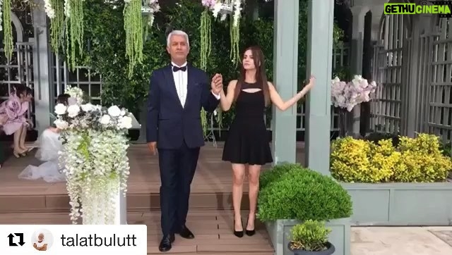 Ayşegül Çınar Instagram - #Repost @talatbulutt with @get_repost ・・・ Yine set halleri!.. ama beceriksizlik gırıla @cinaraysegull Camera @ilberuygar