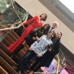 Ayşegül Çınar Instagram - Yasak Elma bu akşam @foxturkiye 20.00 da başlıyor. ✌🏻 ✨#family#yasakelma#medyapım