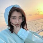 Ayuri Yoshinaga Instagram - でかでかスクエアメガネ👓 似合ってますか？笑