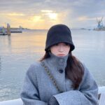Ayuri Yoshinaga Instagram - やっと着れたまなみんコート🤍 もうすぐ、クリスマスだね❄⛄️🤍 みんなの予定は？😌