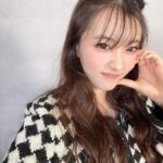 Ayuri Yoshinaga Instagram - 心配してくれたみんな！ 嬉しかったです！ ありがとう‼️ 吉永だいぶ元気になりました💪 まだ、活動の方はお休みをもらっているけど吉永の日常だったり、前にさせて頂いたお仕事の告知だったり、みんなとは変わらずSNSで関われたらと思います🌼 そんなこんなで、twiceサナちゃんに変身動画がQuminで上がったからチェックしてみてねん🫰🏻💜 GODハンドRyoさんリスペクトっ！！！