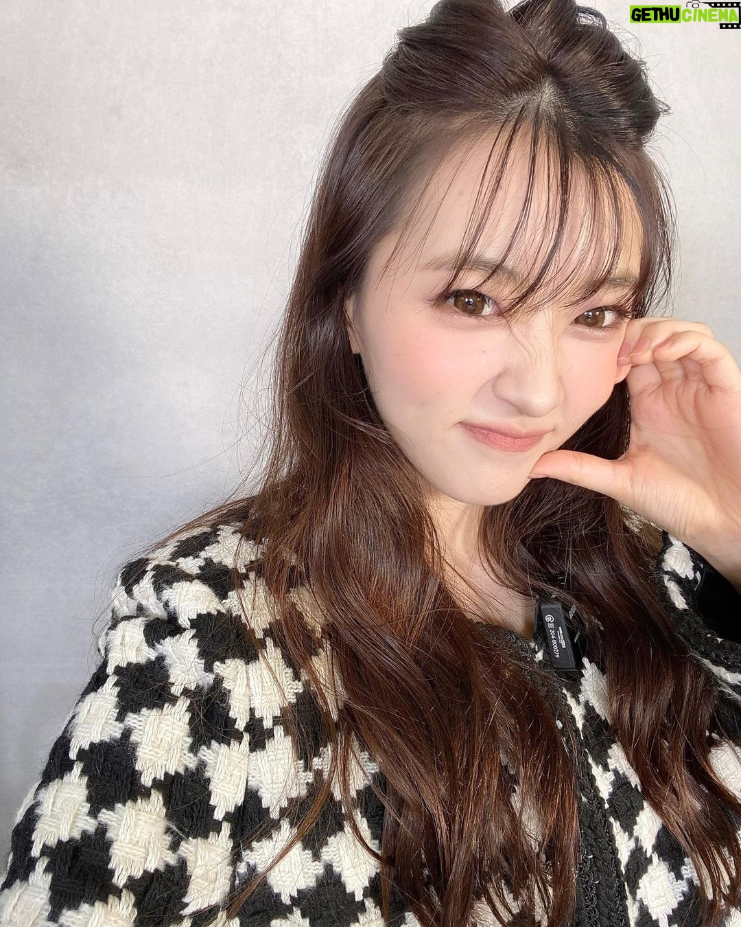 Ayuri Yoshinaga - 4.6K Likes - 心配してくれたみんな!
嬉しかったです!
ありがとう‼️
吉永だいぶ元気になりました💪
まだ、活動の方はお休みをもらっているけど吉永の日常だったり、前にさせて頂いたお仕事の告知だったり、みんなとは変わらずSNSで関われたらと思います🌼
そんなこんなで、twiceサナちゃんに変身動画がQuminで上がったからチェックしてみてねん🫰🏻💜
GODハンドRyoさんリスペクトっ!!!