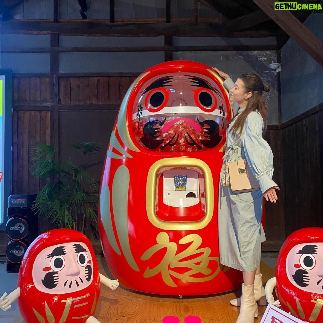 Ayuri Yoshinaga - 7.3K Likes - .
福島県白河市のPR広告と
動画に出演してます!
読売新聞本日の朝刊にも
掲載されてるよ〜!
魅力いっぱいの白河市!
ぜひ、チェックしてみてね!
ちなみに、写真は
仕事関係無しに心から白河を楽しんじゃってる吉永です。
#白河
#白河ラーメン
#だるまランド
