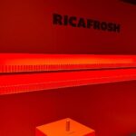 Ayuri Yoshinaga Instagram - @ricafrosh.official さんの レセプションパーティーに招待して頂き、お邪魔させてもらいました！！ リップ、パケもカラーも可愛かった🤦‍♀️🧡‬ #ricafrosh #pr