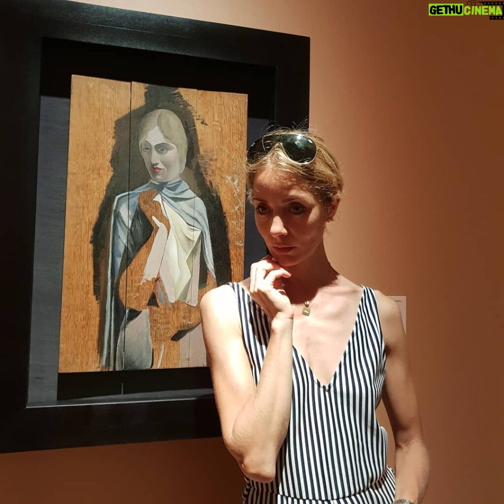 Bade Işcil Instagram - PORTRAIT OF RAMONETA MONTSALVATGE 1925 . MY FAV. PAINTING 😍 Musée Dali Figueras Espagne