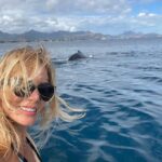 Bade Işcil Instagram – Kaptanımla dalışa giderken Balina ve yavrusu da bize eşlik etti 🧿🙏🏻 Mauritius